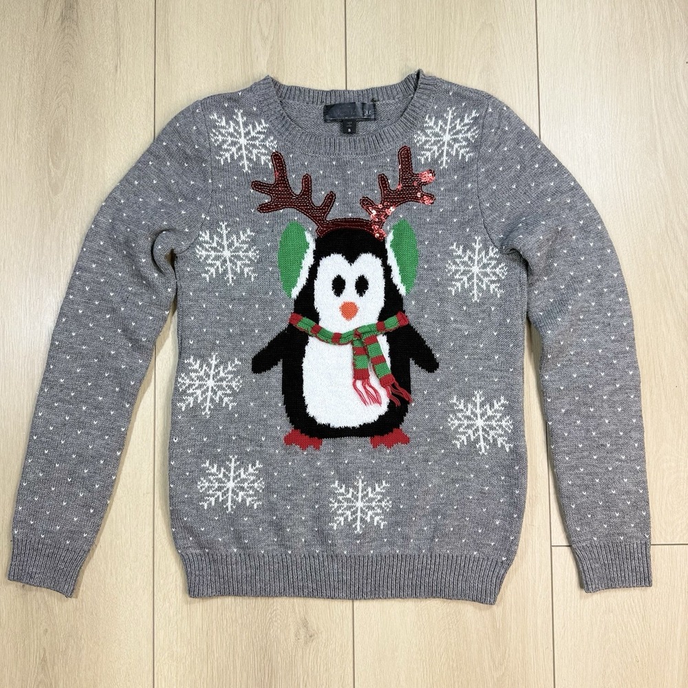 Penguin Reindeer Christmas Sweater Women's Small Gray Snowflake‎ Ugly Holiday